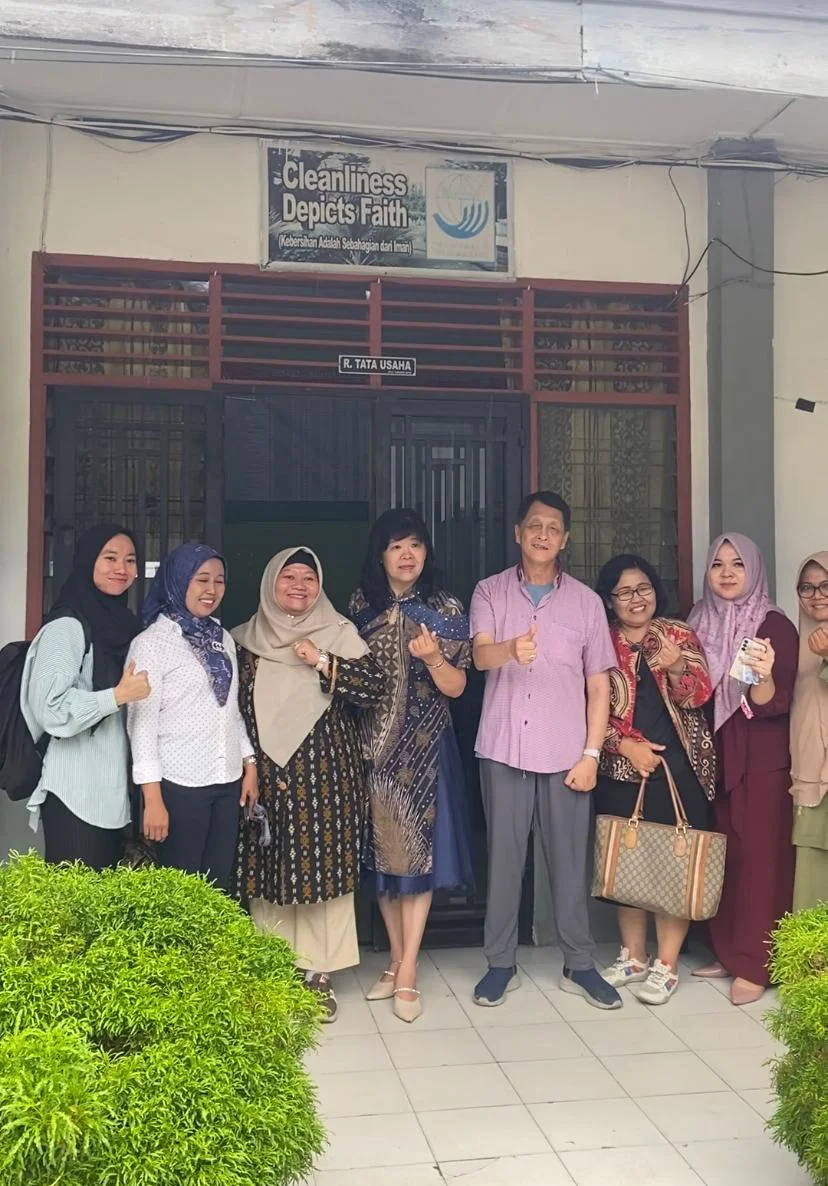 Kunjungan Mahasiswa Ke Sekolah